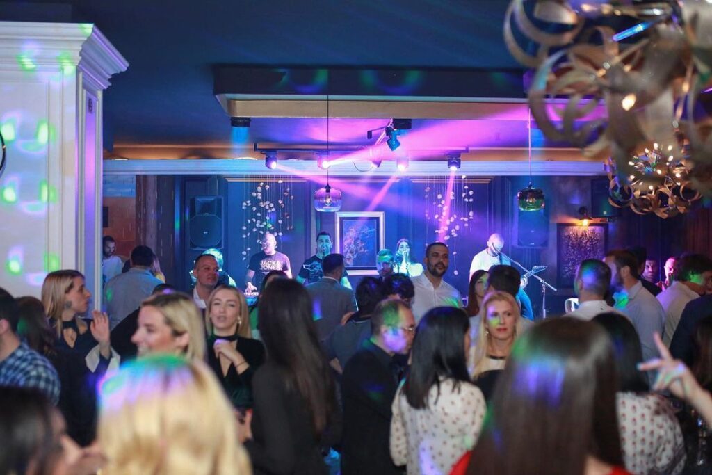 100 Manira Restaurant & Club