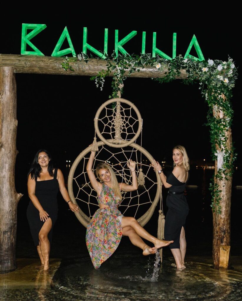 BANKINA Beach Bar