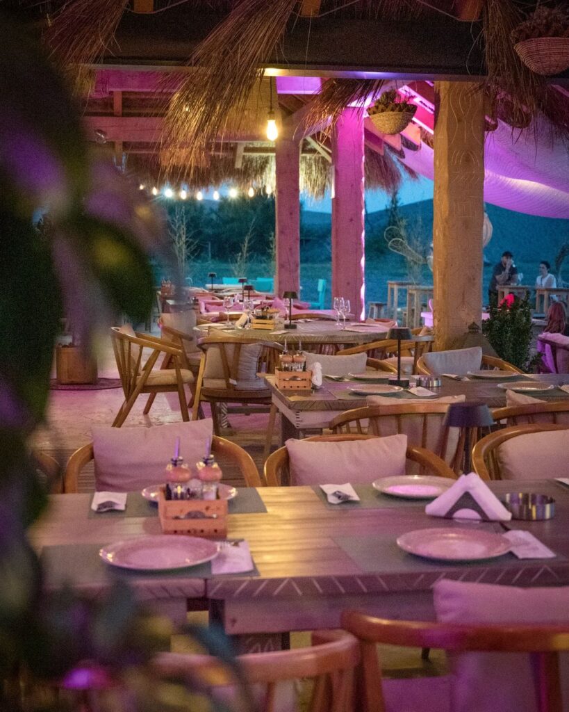 BARBANA Restaurant & Boho Lounge