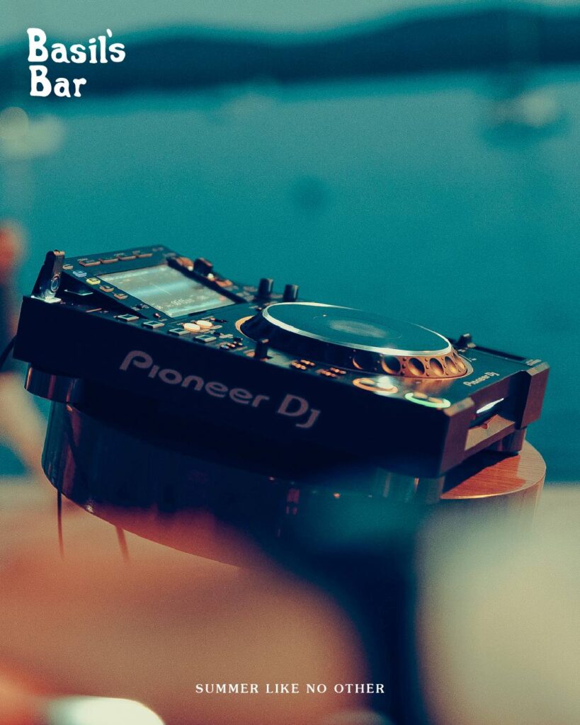 BASIL’S Bar Montenegro