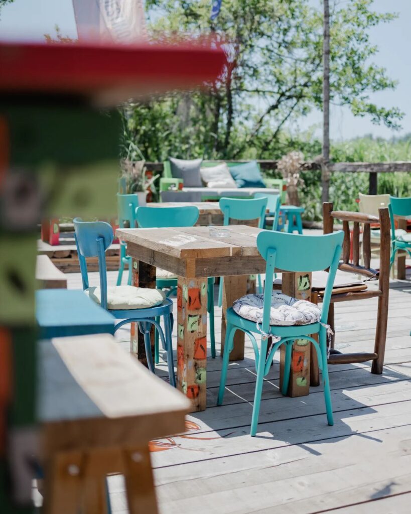 CLANDESTINO Chill Bar